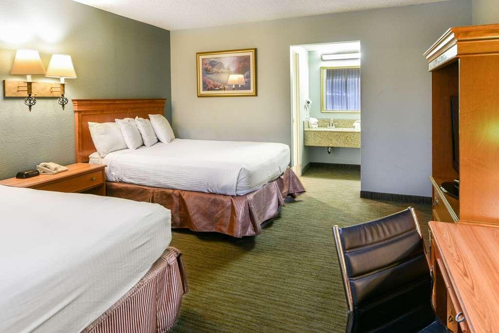 The & Hotel