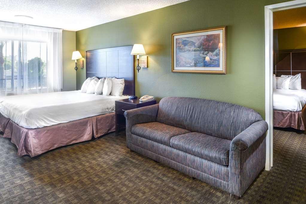 Hotel The & 3*
