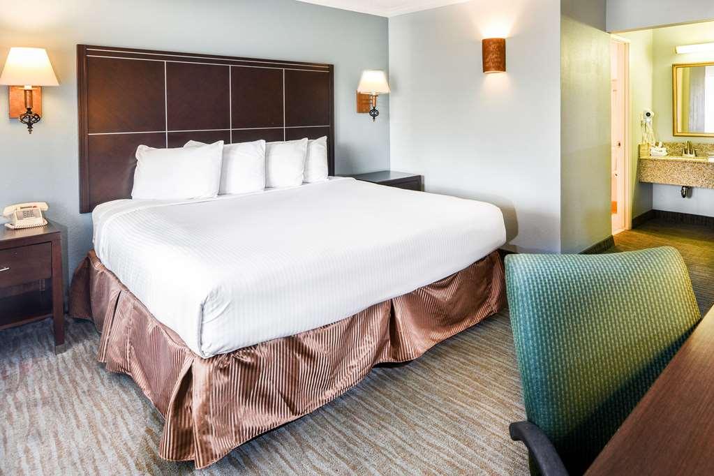 Hotel Quality Inn&suites Anaheim 3*