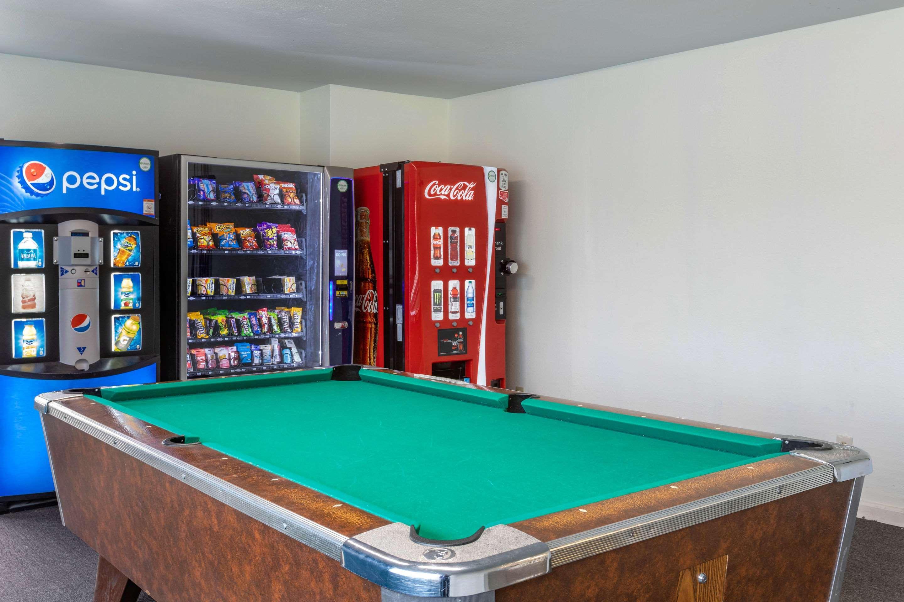 Quality Inn&suites Anaheim Hotel 3*