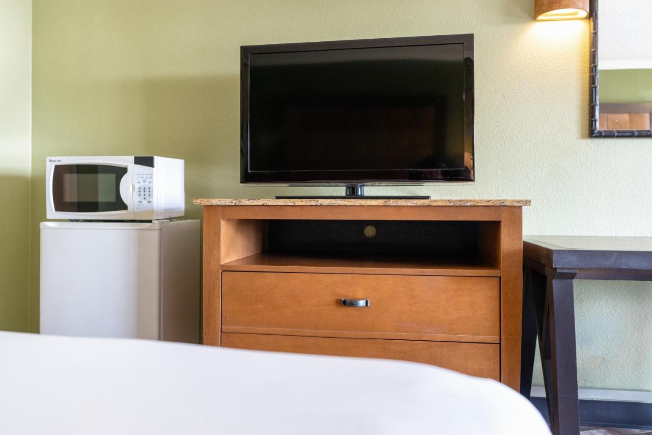 Quality Inn&suites Anaheim Hotel