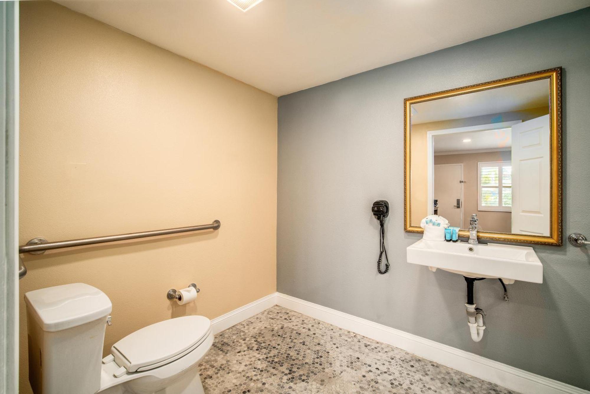 Quality Inn&suites Anaheim 3* Buena Park