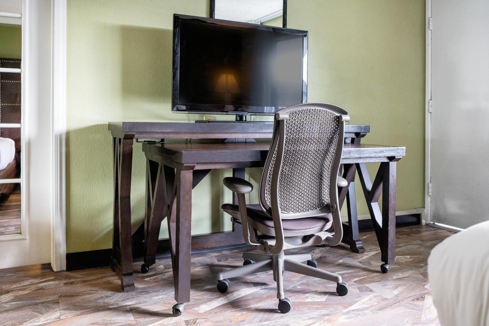 Quality Inn&suites Anaheim