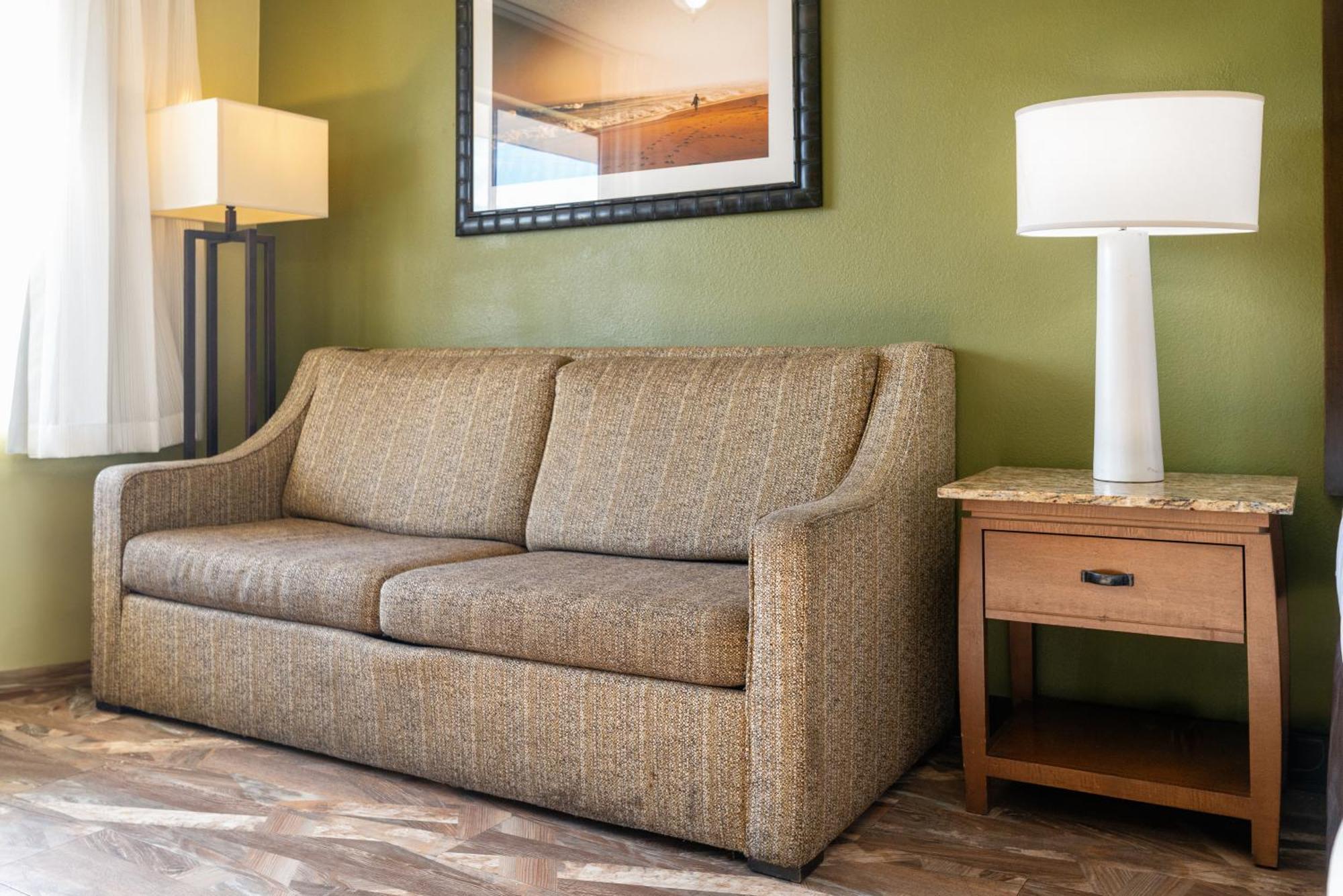 Quality Inn&suites Anaheim Hotel